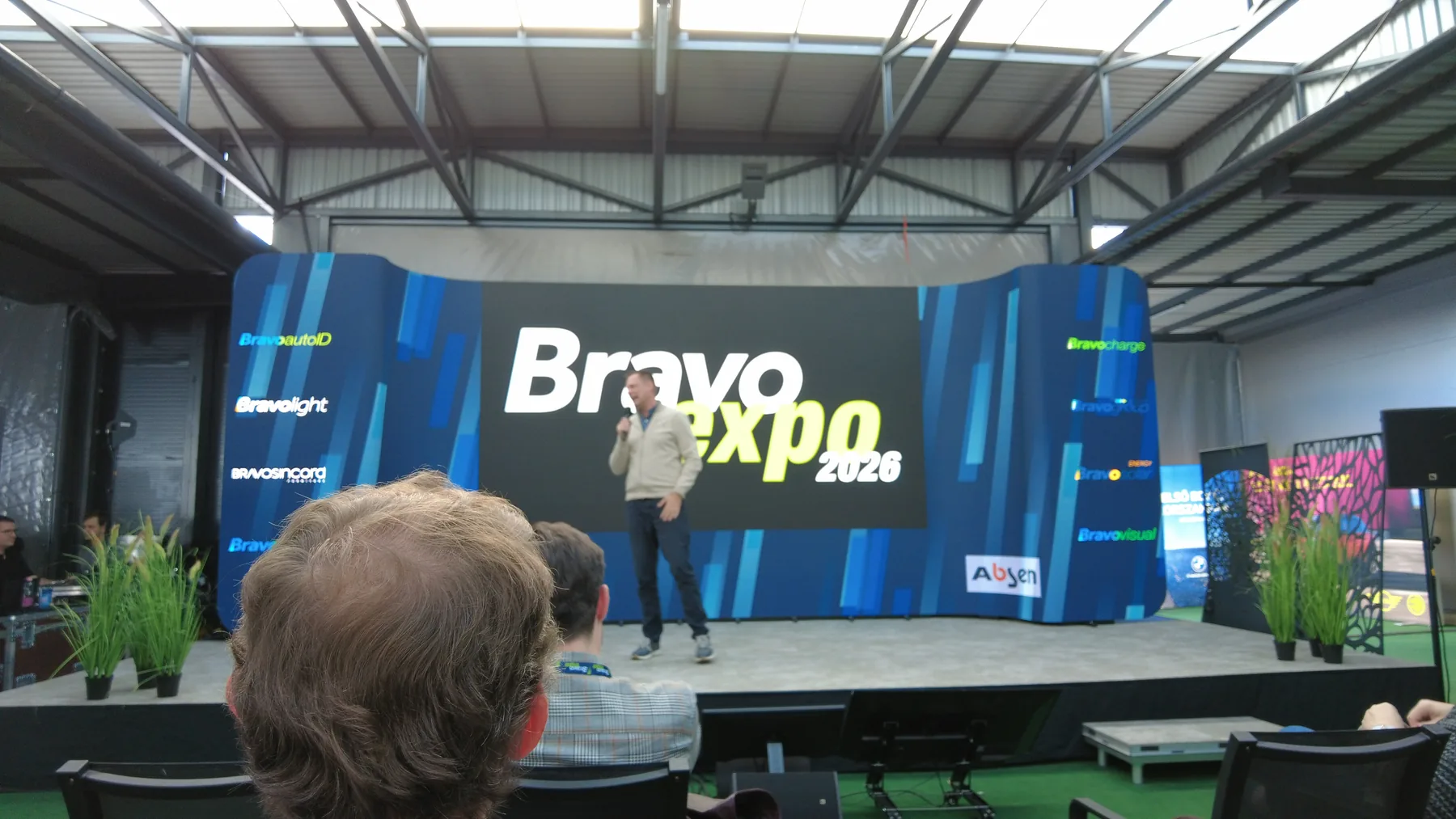 A Bravo Expo színpada a program végén.